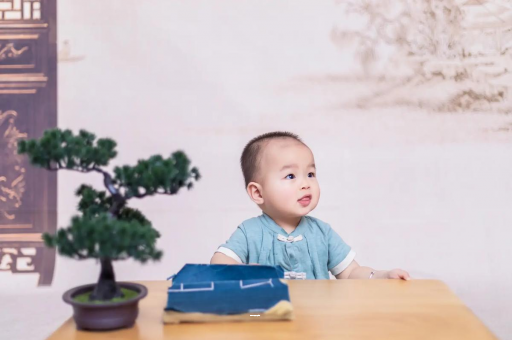 莱州宝宝几个月可以笑出声 莱州宝宝几个月可以笑出声